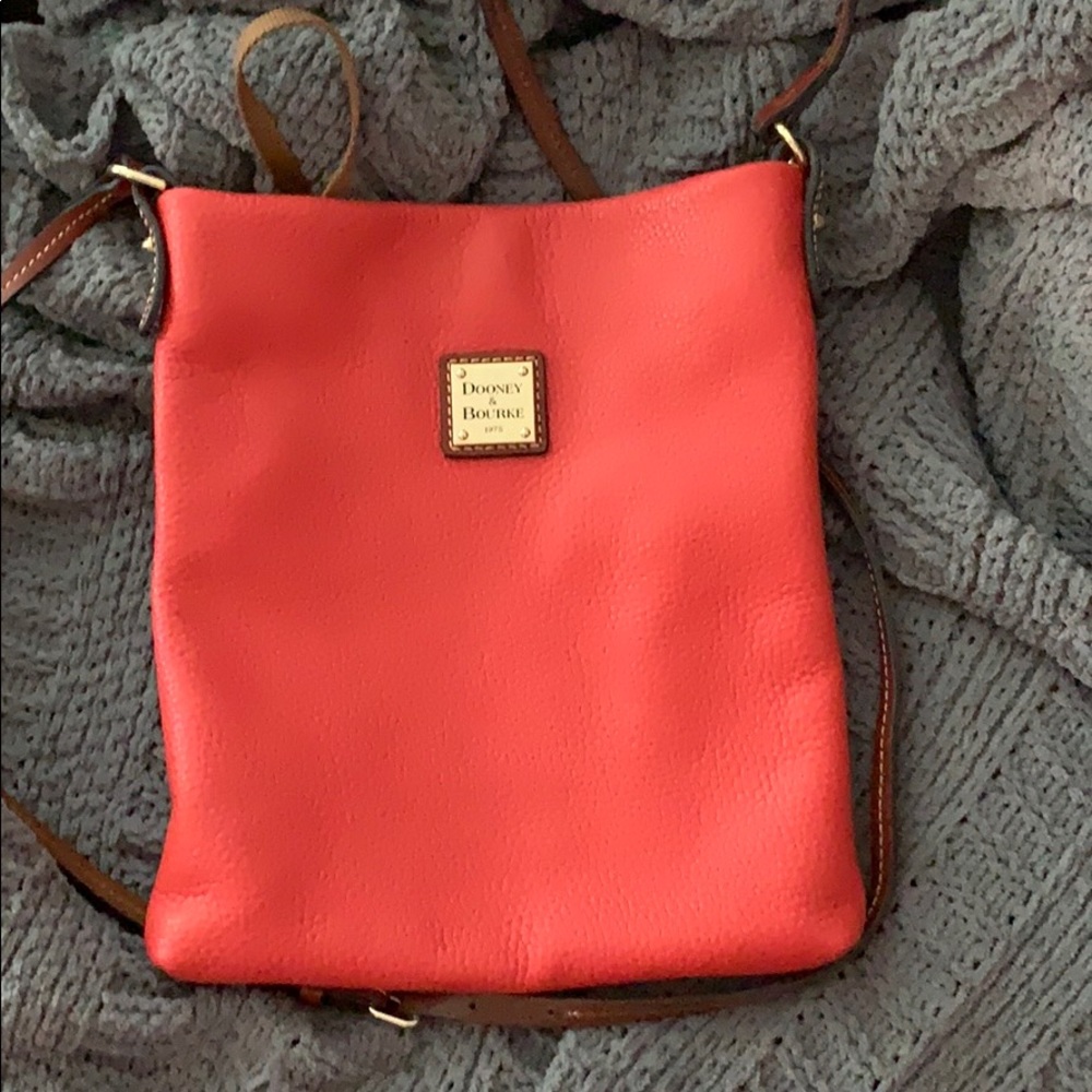 Dooney and Bourke crossbody bag